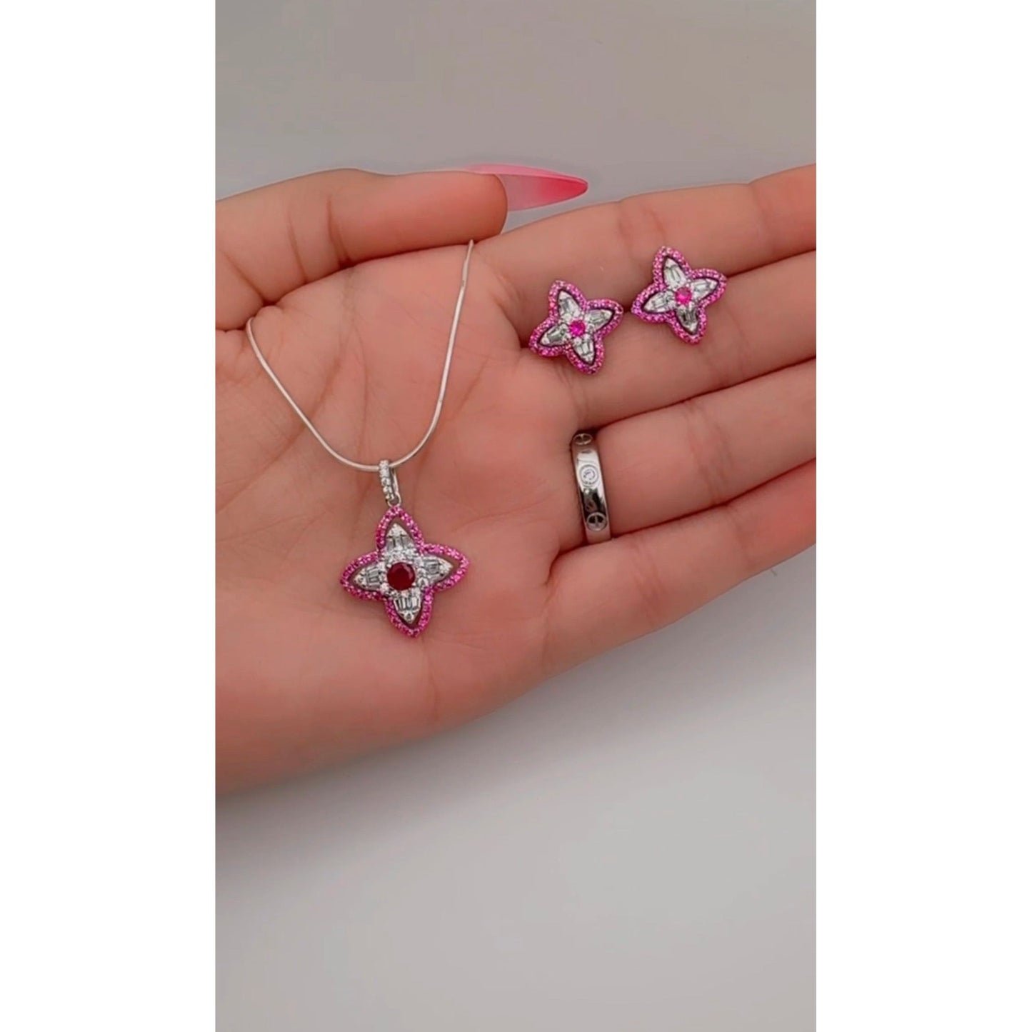 πΈ Silver Floral Pendant Set β Pink & White Zircon Necklace & Earrings π